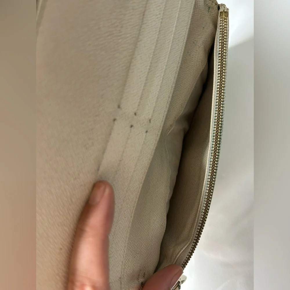 Louis Vuitton Monogram Insolite Wallet CA3058 - Picture 4 of 14